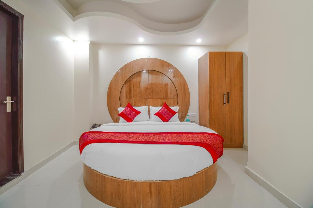 Hotel Classic Plaza At Delhi Airport Neu-Delhi Exterior foto