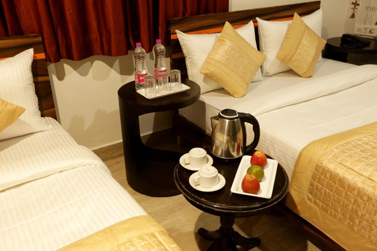 Hotel Classic Plaza At Delhi Airport Neu-Delhi Exterior foto