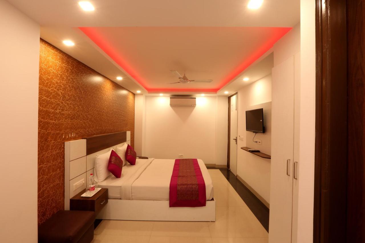 Hotel Classic Plaza At Delhi Airport Neu-Delhi Exterior foto